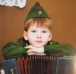 «Служу России»