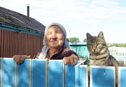 Баба Зина 88-ми лет и Дуня