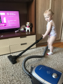 Злата, маленькая помощница