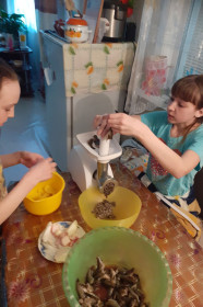 Будут рыбные котлетки!