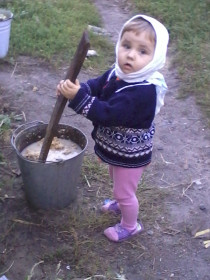 Маленькая помощница