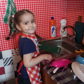 Хозяюшка Полина