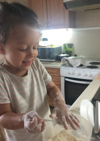 Лерочка-помощница