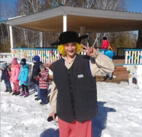 Домовенок провожает зиму