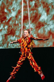 "Через тернии к звёздам!"