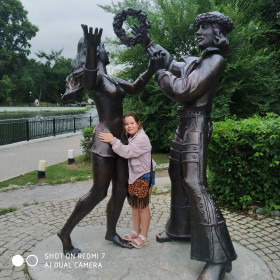 Лина, Принцесса и Трубадур.