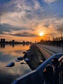 Набережная реки Амур