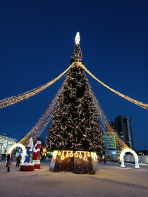 Новогодняя площадь Ленина