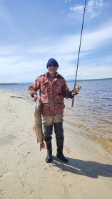 Щука поймана на нашем любимом Зейском водохранилище