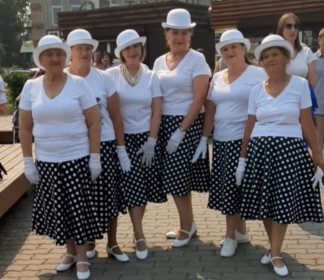 Творческая танцевальная группа «Танцы возраста счастья «Позитив»