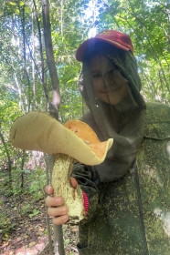 Очень «серьезный дядька» и чудо-подберезовик, с. Татьяновка, Тамбовский округ