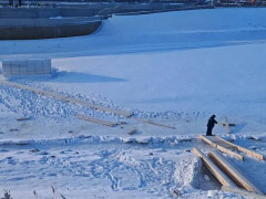 купель, прорубь