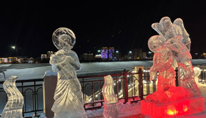 крещение, амурозавр, купель, прорубь, ледовые скульптуры