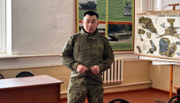 С поля боя к классной доске: в Благовещенске ветеран СВО стал преподавателем ДГВОКУ