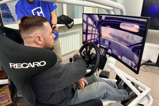 симулятор тренажер гонки