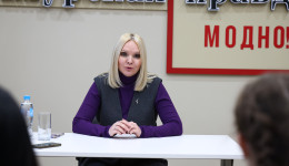 От музея динозавров до женского хоккея: школьники задали вопросы заместителю мэра Благовещенска