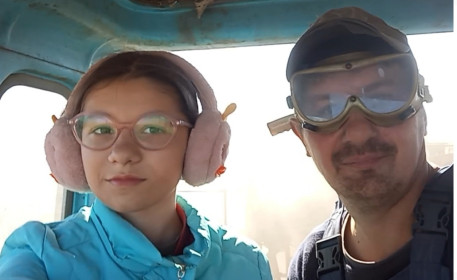 Папа Антон в уборочную страду, с. Троицкое