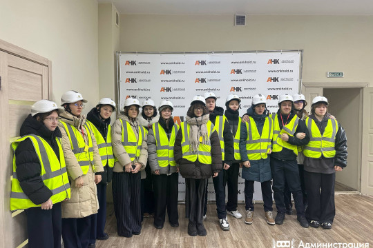 Профориентационная экскурсия школьников Благовещенска на «АНК Соя»