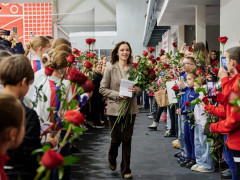 Фигуристка евгения медведева гагарин лед мастер-класс зимфестамур