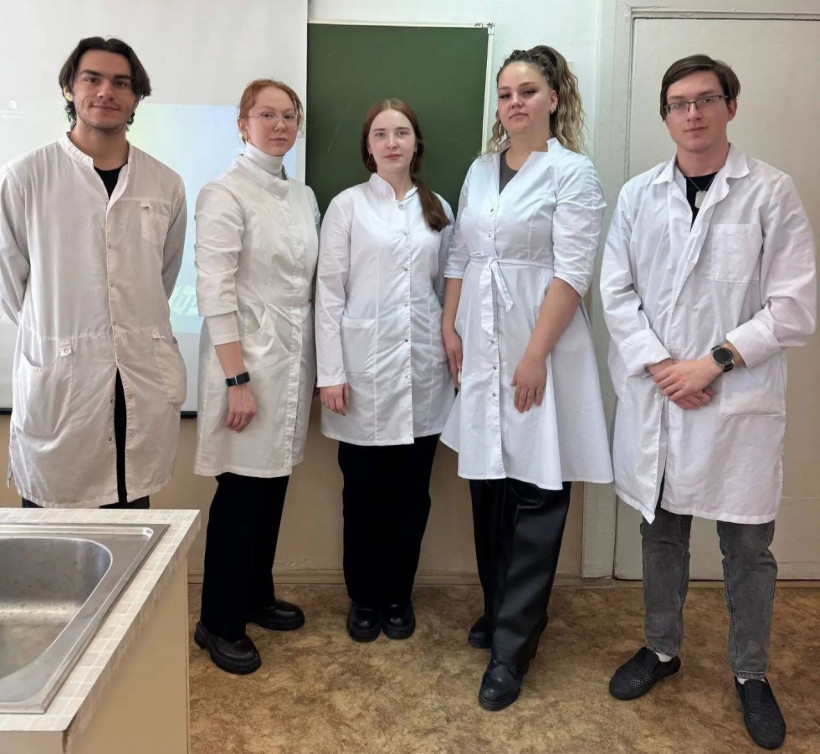 студенты медколледж