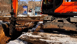 Специалисты в Благовещенске начали укладку новых сетей водоснабжения на улице Красноармейской