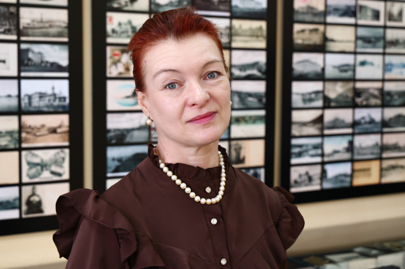 Экскурсовод музея Бабинцевых Людмила Алексеенко