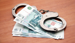 Молодая благовещенка по совету знакомой продала банковскую карту и предстанет перед судом