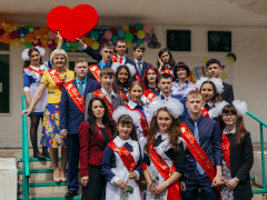 последний звонок выпускной вечер выпускники школьники