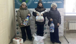 Амурчане сдали для экологического проекта «Водорослям крышка» уже более тонны пластиковых крышек