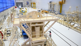 Место, где встречаются ракеты: на техническом комплексе Восточного испытывают вакуумную камеру для проверки космических кораблей и строят еще один МИК