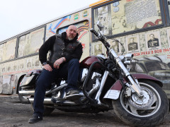 Президент благовещенского отделения мотоклуба «Ночные волки» Василий Семенов