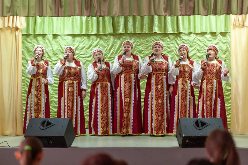 земский работник культуры