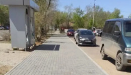 Ради удобства инвалидов-колясочников в Благовещенске модернизируют тротуары