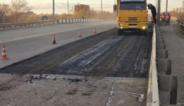 Три подрядчика обновили ямочным ремонтом свыше 35 тысяч квадратных метров дорог Благовещенска
