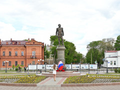 набережная памятник муравьеву погода лето