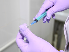 укол вакцина врач процедурный кабинет вакцинация поликлиника больница