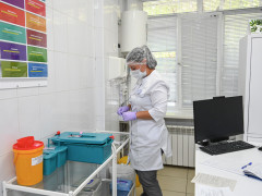 укол вакцина врач процедурный кабинет вакцинация поликлиника больница