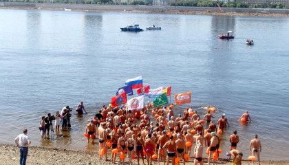 заплыв дружба