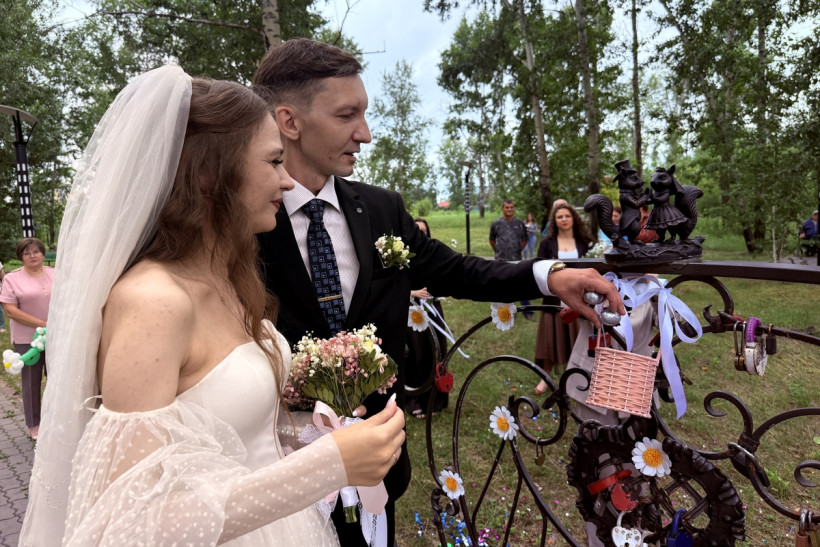 сквер молодежный белки день семьи, любви и верности