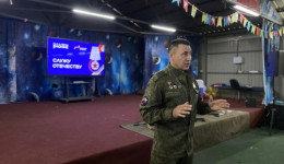 Юные амурчане узнали об истоках и подвигах «крылатой пехоты» на уроке мужества в лагере «Колосок»