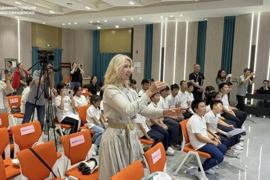хор детство татьяна бедерина китай