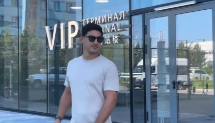Дмитрий Бивол