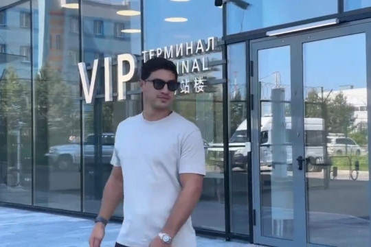 Дмитрий Бивол