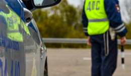 В Приамурье на федеральной трассе в ДТП с грузовиком погибли два человека
