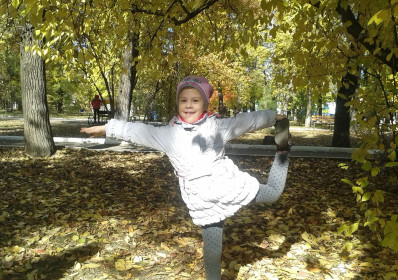 Осенняя ласточка в горпарке Благовещенска