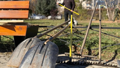 субботник город берегу
