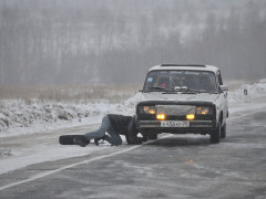 снег первый снег дтп замерзающие машины поломка на дороге