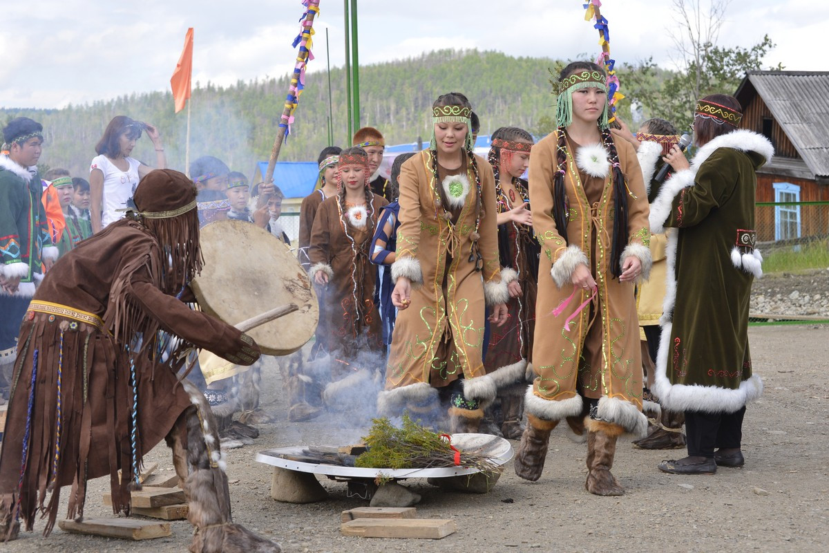 Место встречи — Бакалдын: на амурском фестивале эвенки веселились и присматривались друг к другу