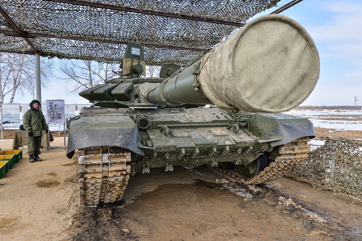 В Екатеринославке прошли соревнования по танковому биатлону