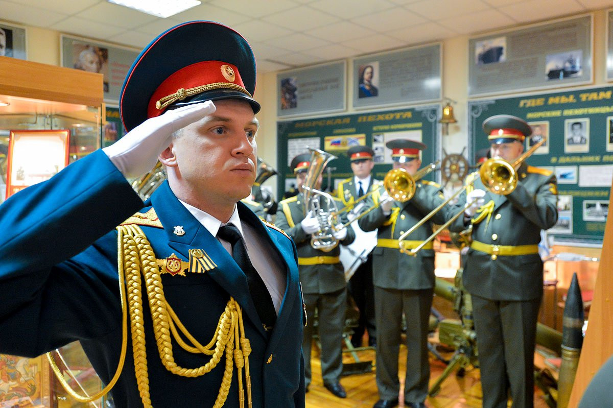 ДВВКУ получило Боевое знамя нового образца